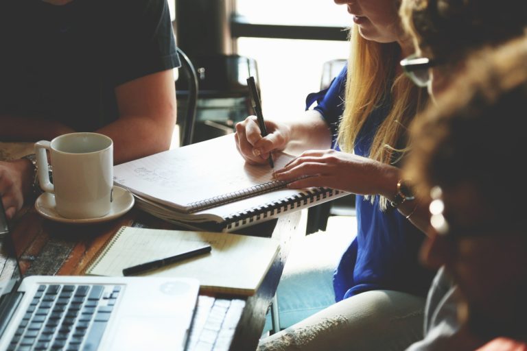 Alavancar o negócio: estratégias para fazer a sua empresa decolar
