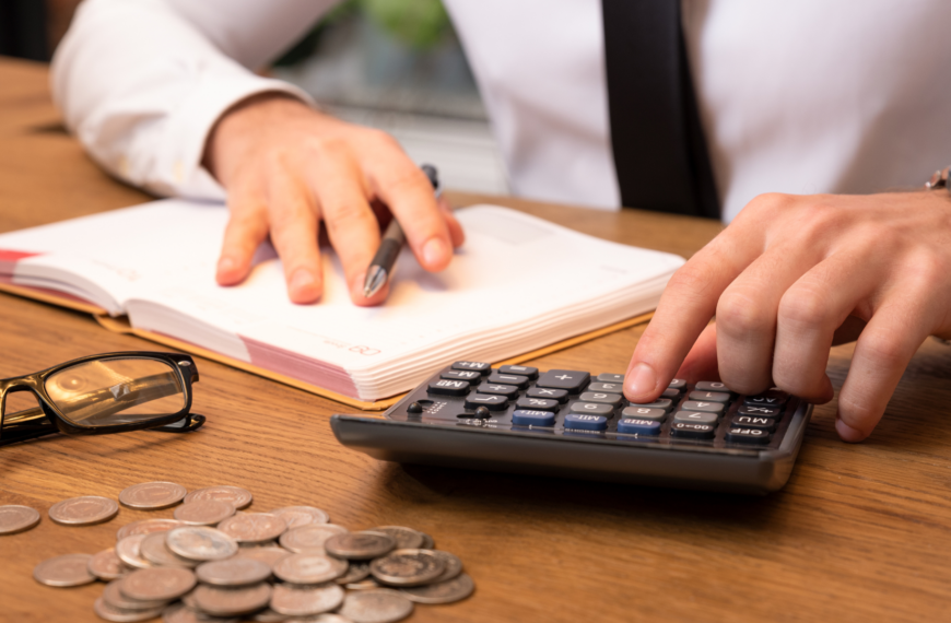 Por que é importante separar as contas pessoais do caixa da empresa?