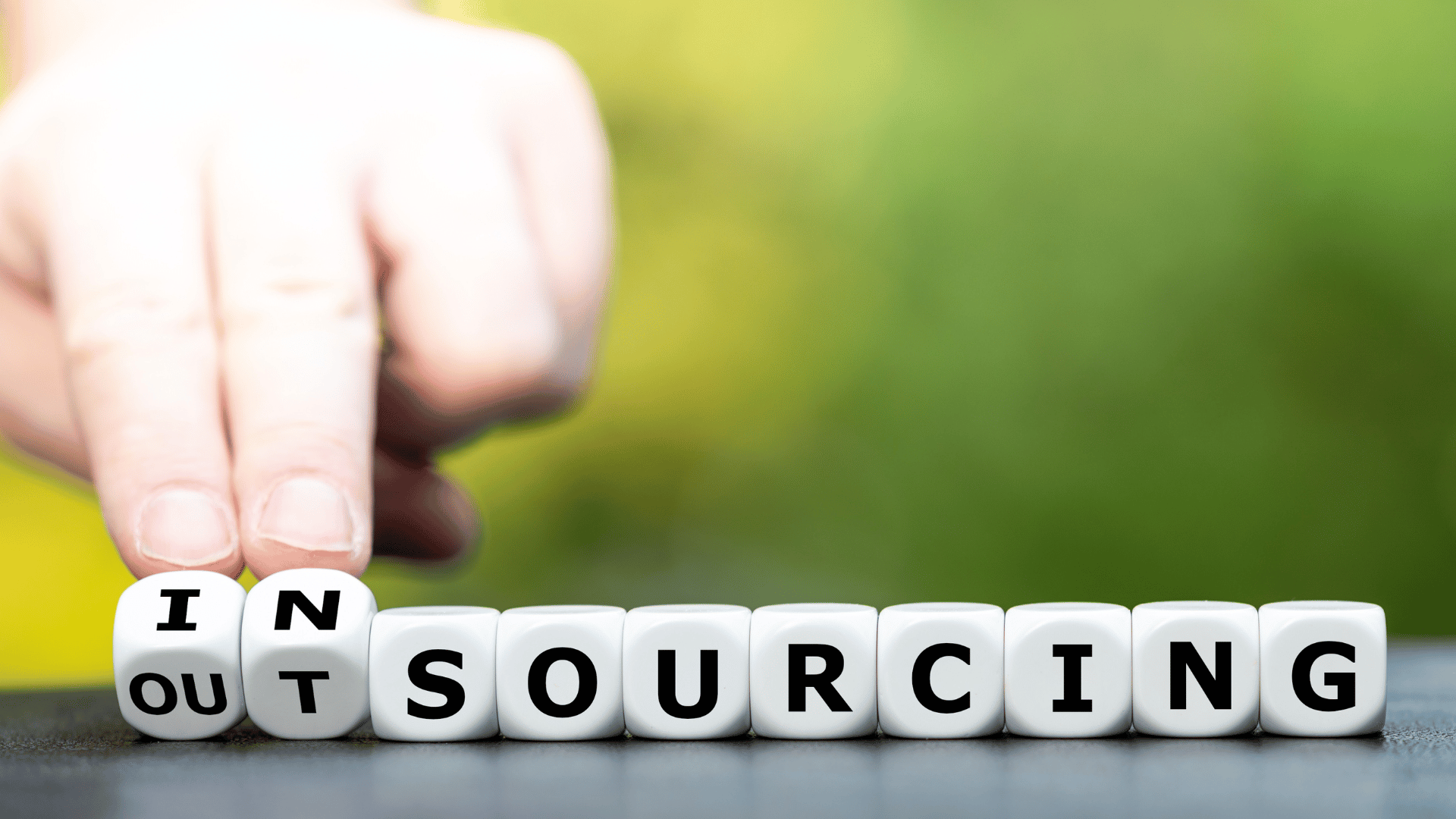 O que e outsourcing e insourcing_Entenda a diferenca