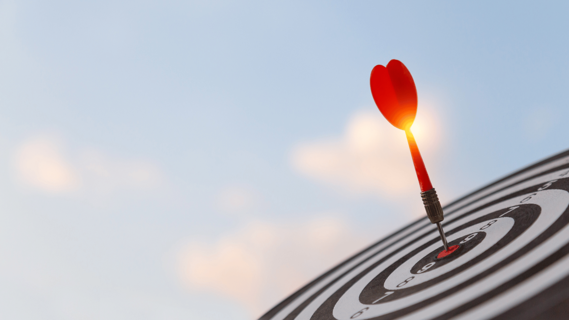 Bullseye framework_em quais canais investir para alcancar o publico da empresa
